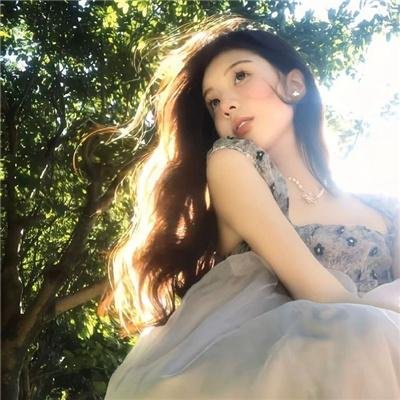 怪诞女孩